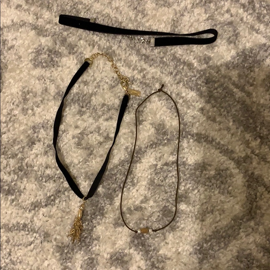 Choker Necklace Bundle 10$